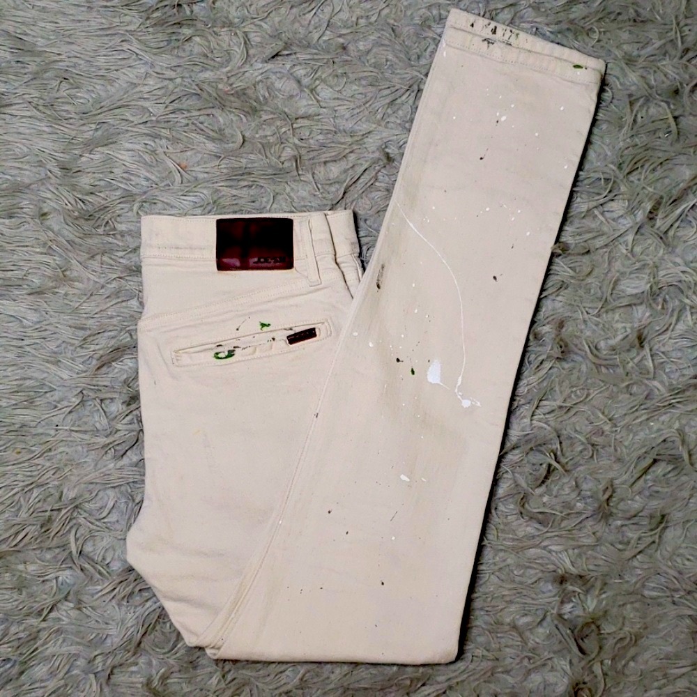 Joe's Jeans. Style: Standard Gregor. LIKE NEW!